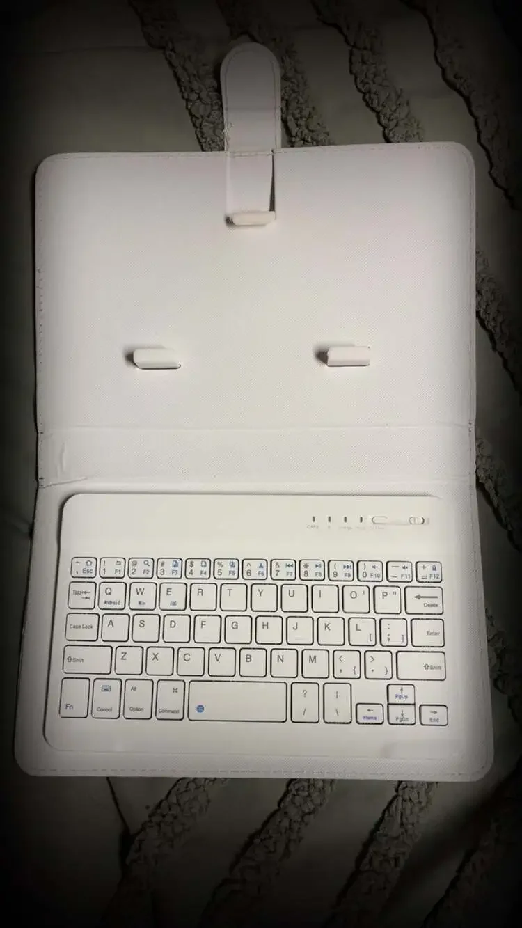 White Universal 7-8
